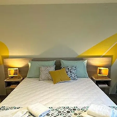 Aparthotel Apidalos