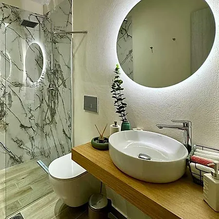 Apidalos Aparthotel Corfu (city)