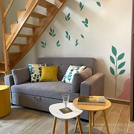 Apidalos Aparthotel 4*