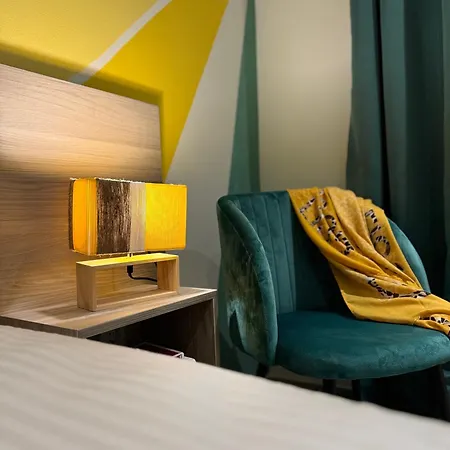Apartahotel Apidalos
