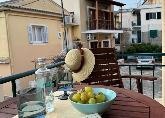 Aparthotel Apidalos