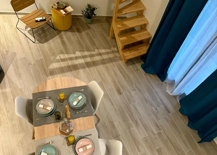 Aparthotel Apidalos 4*